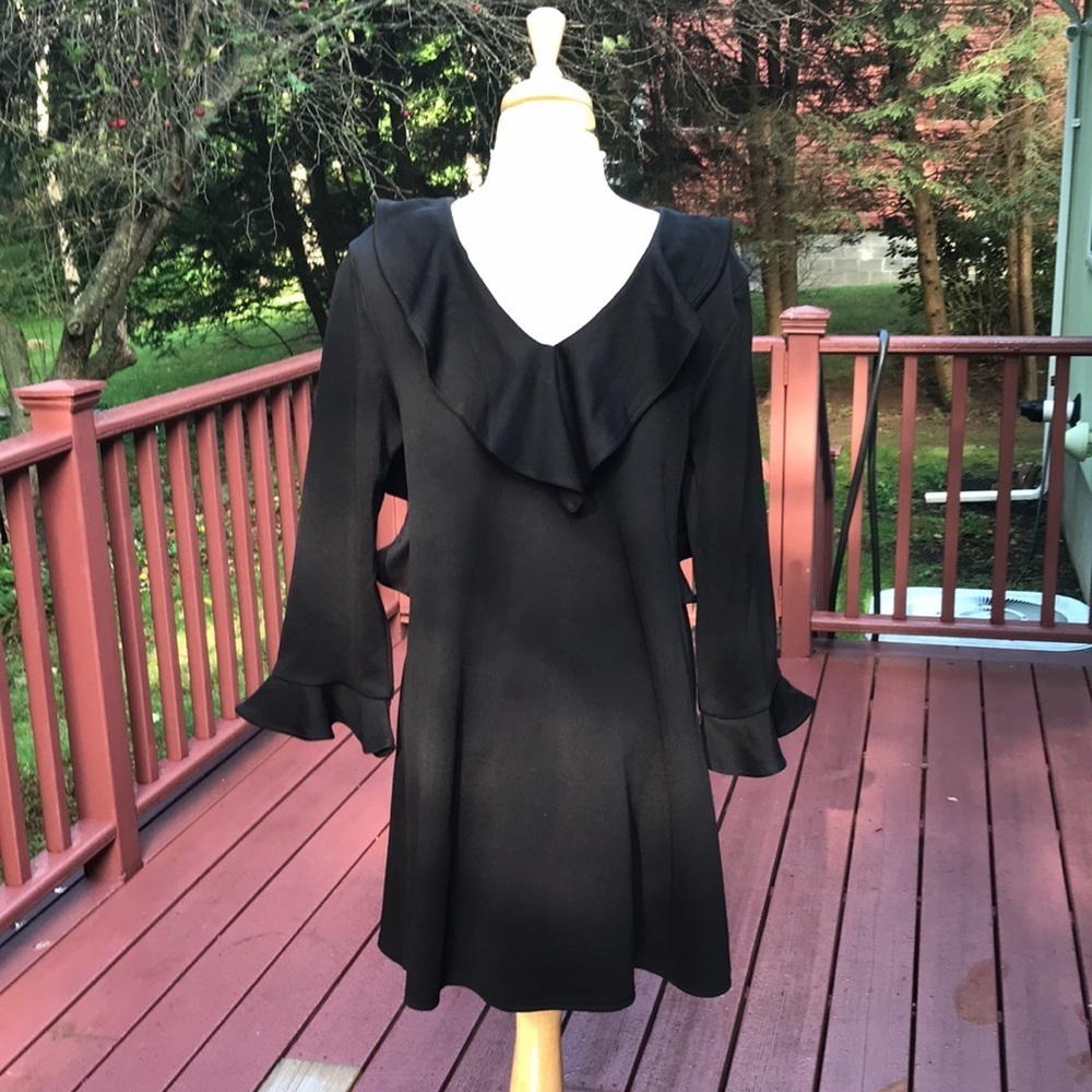 New! Sugar lips medium black ruffled dress. - Picture 4 of 9